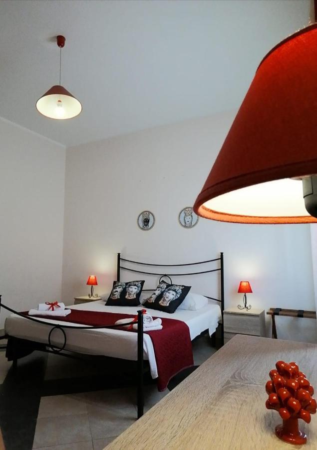 B & B Jasmine Santa Teresa Di Riva Luaran gambar
