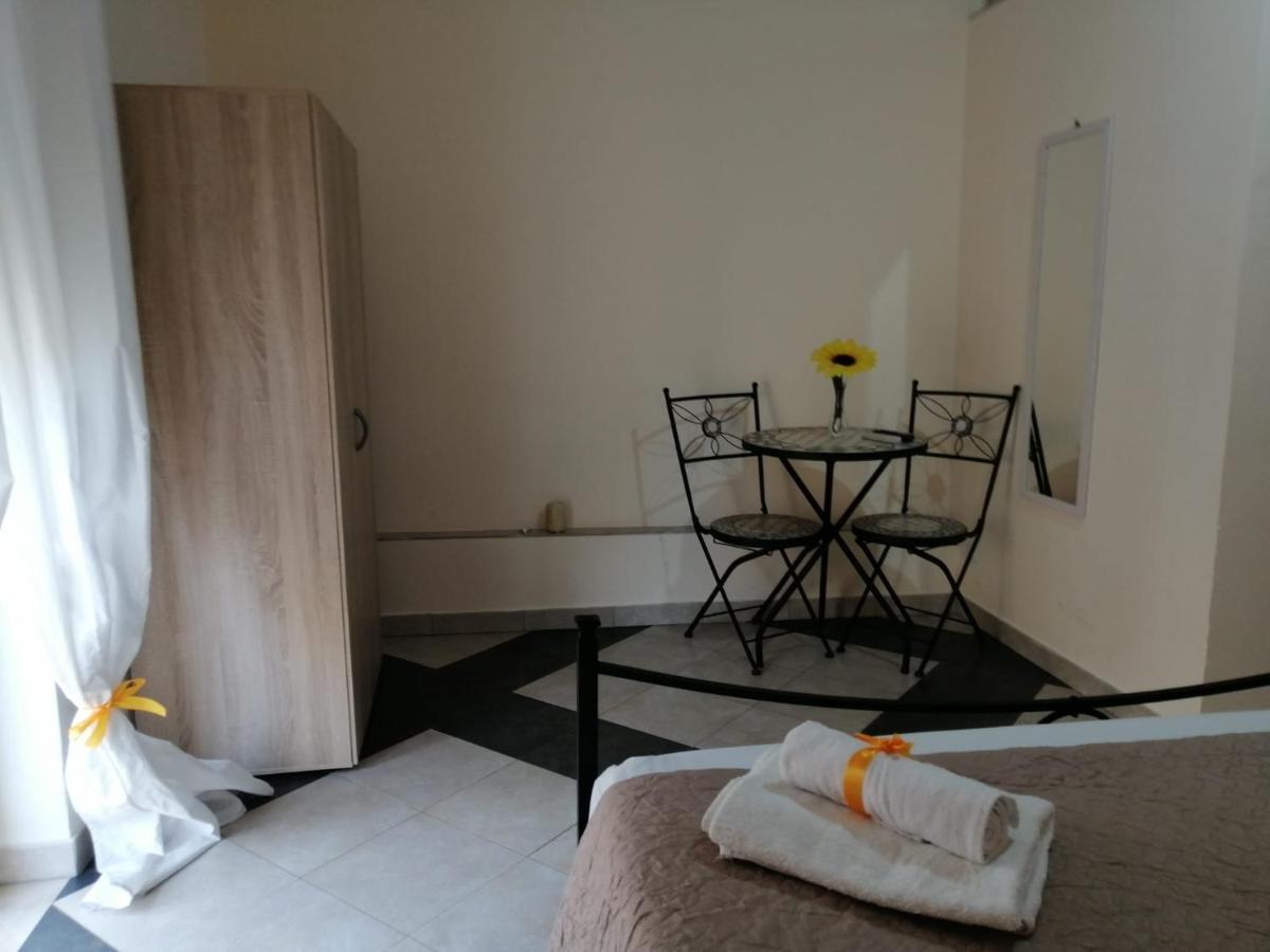 B & B Jasmine Santa Teresa Di Riva Luaran gambar