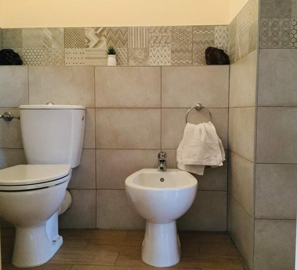 B & B Jasmine Santa Teresa Di Riva Luaran gambar