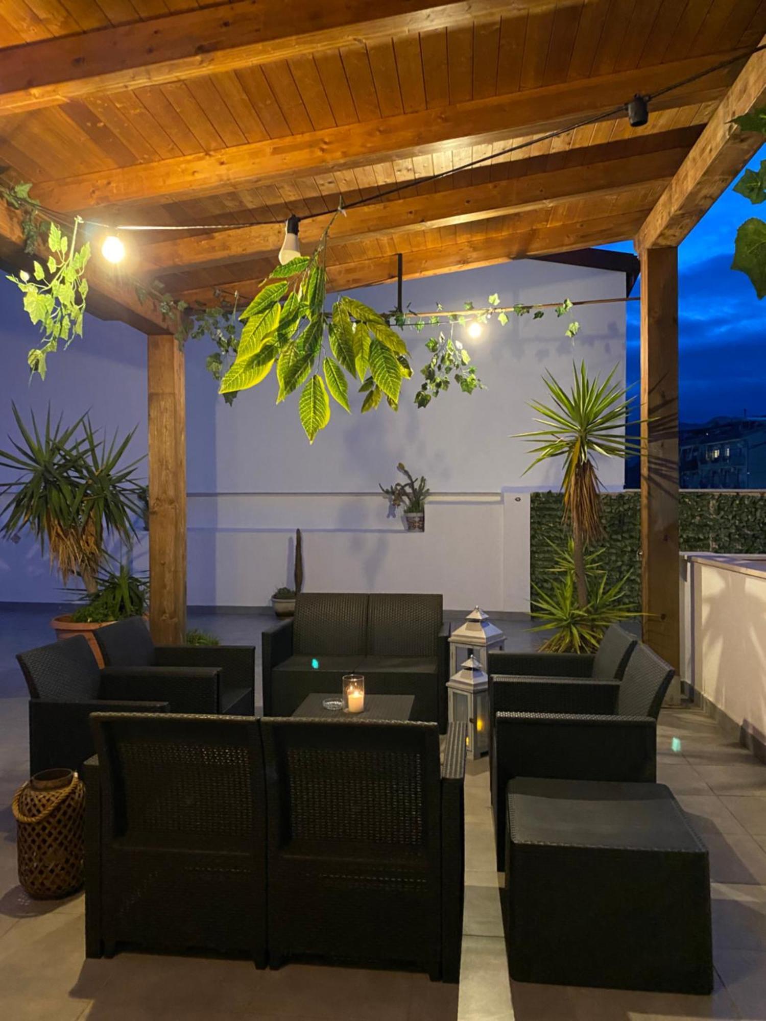 B & B Jasmine Santa Teresa Di Riva Luaran gambar