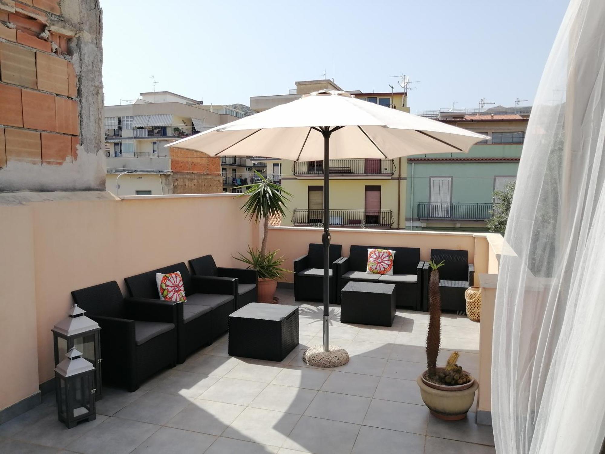 B & B Jasmine Santa Teresa Di Riva Luaran gambar