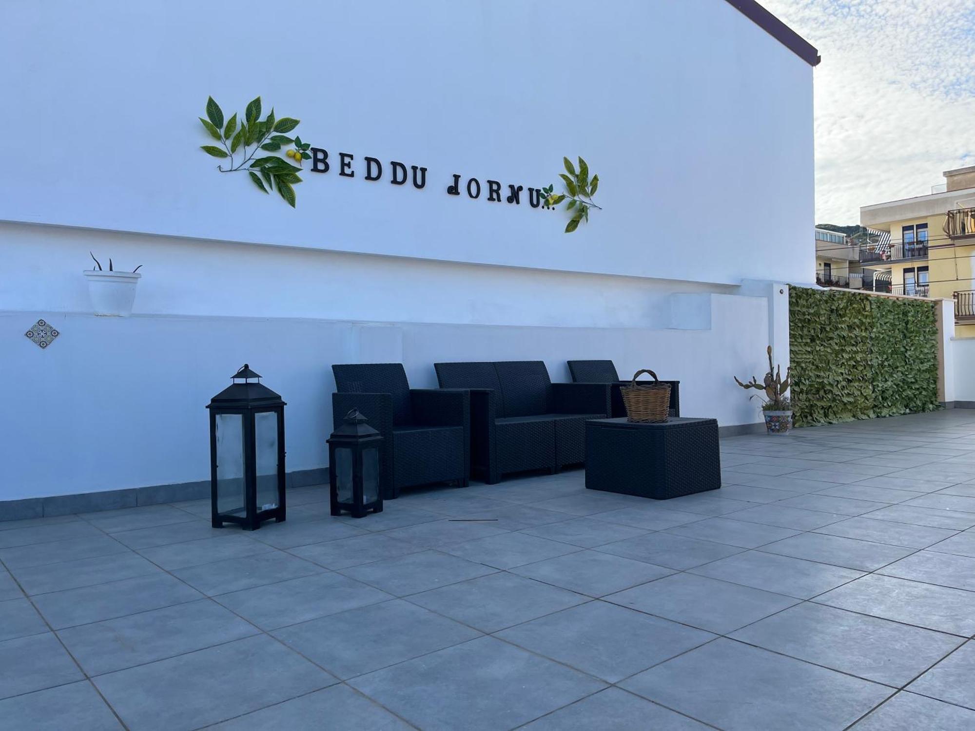 B & B Jasmine Santa Teresa Di Riva Luaran gambar
