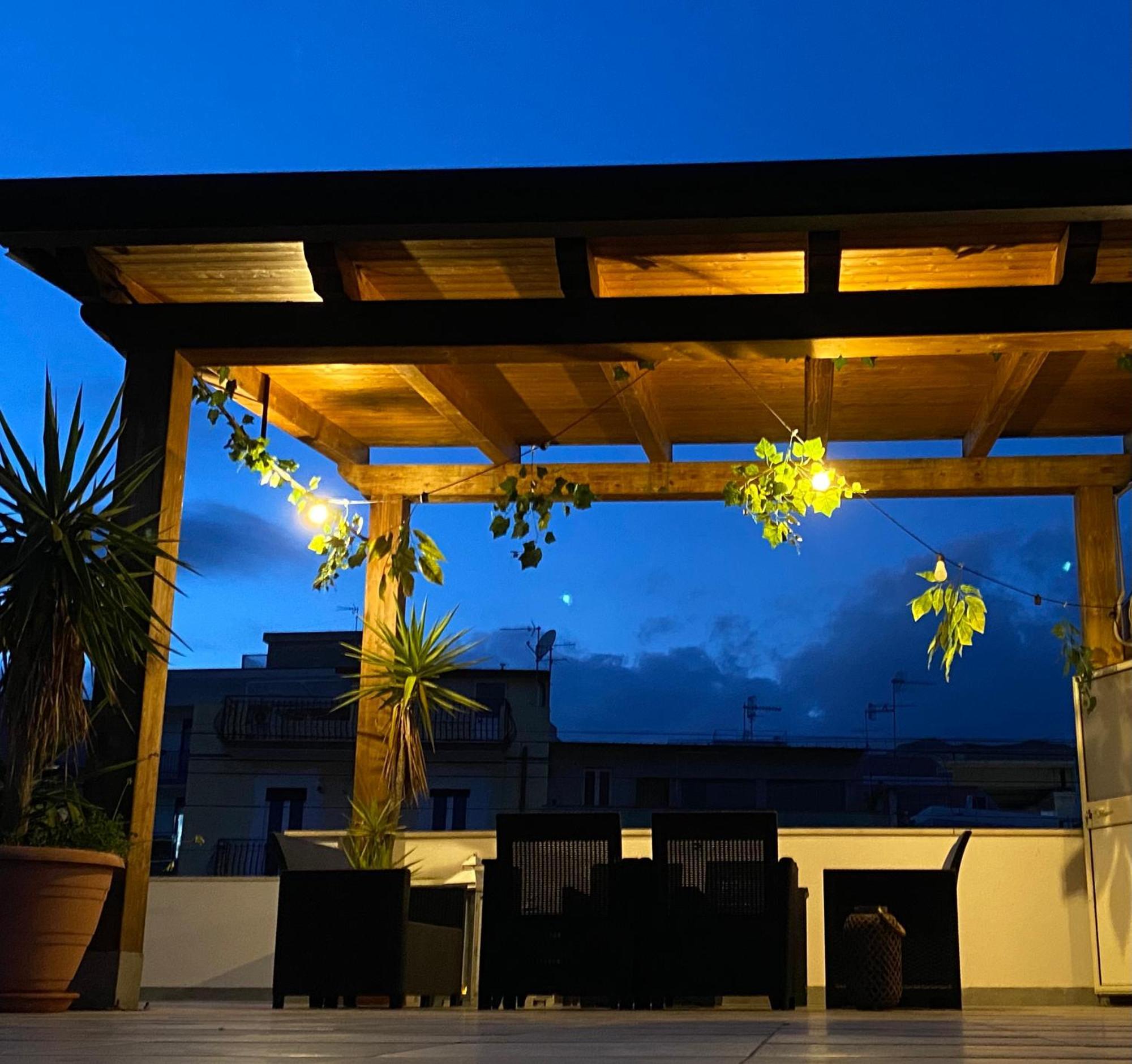 B & B Jasmine Santa Teresa Di Riva Luaran gambar