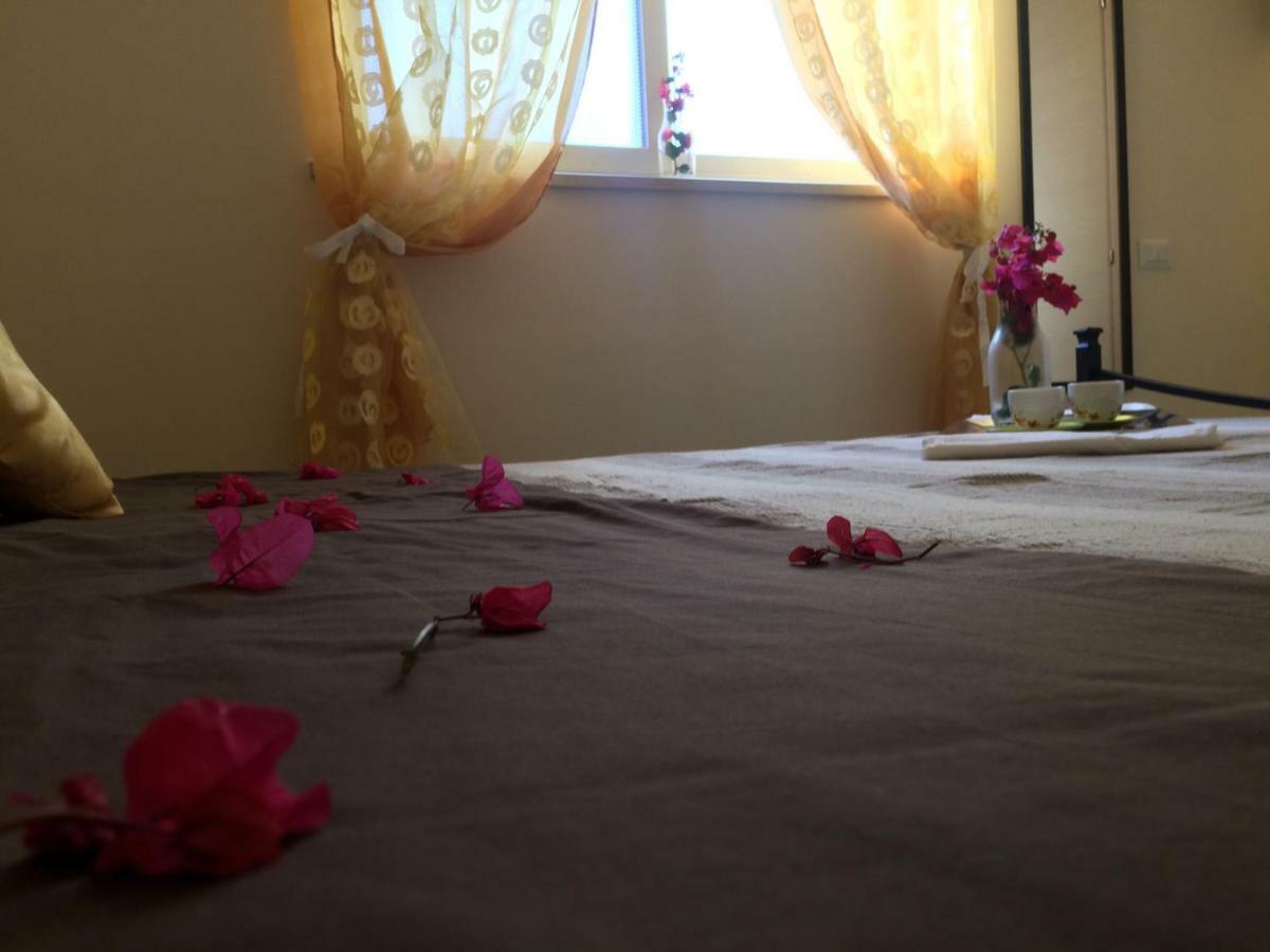 B & B Jasmine Santa Teresa Di Riva Luaran gambar